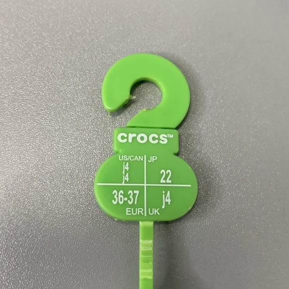 CROCS Blue and Green Classic Digi Block Mosaic Design 36/37 Junior Size 4 - Picture 2 of 9